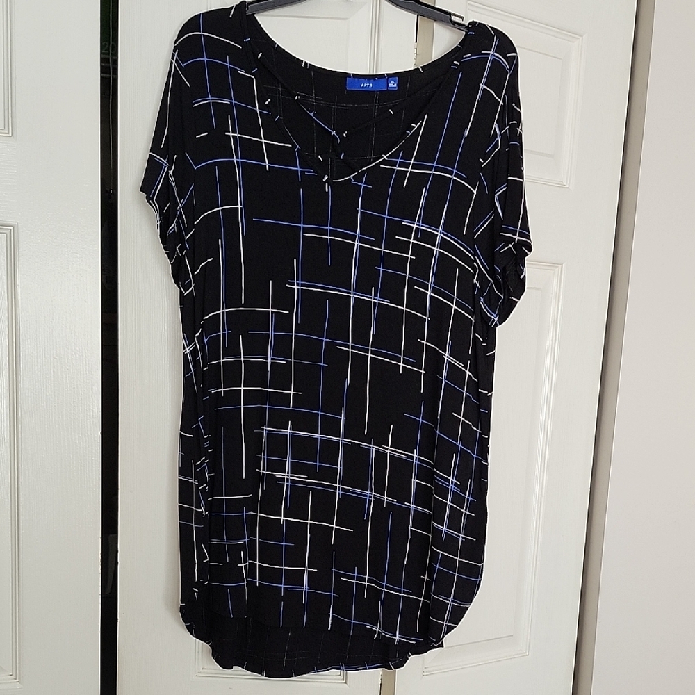 Apt. 9 Blue and Black Graphic Tunic